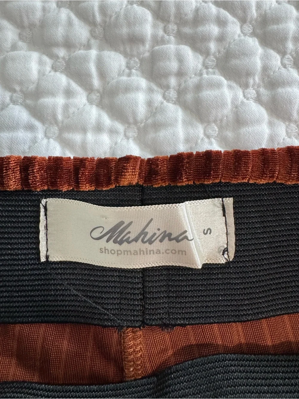 Mahina (local brand in Hawaii) high waisted ribbed flare pants - Picture 4 of 10
